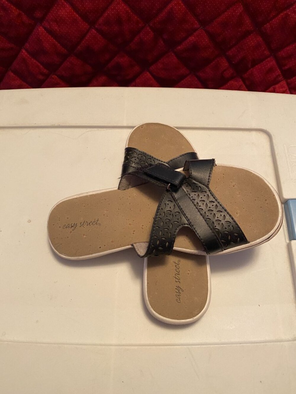 Easy Street Ladies Sandals - Picture 5 of 5